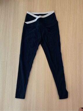 Beyond yoga leggings size small
